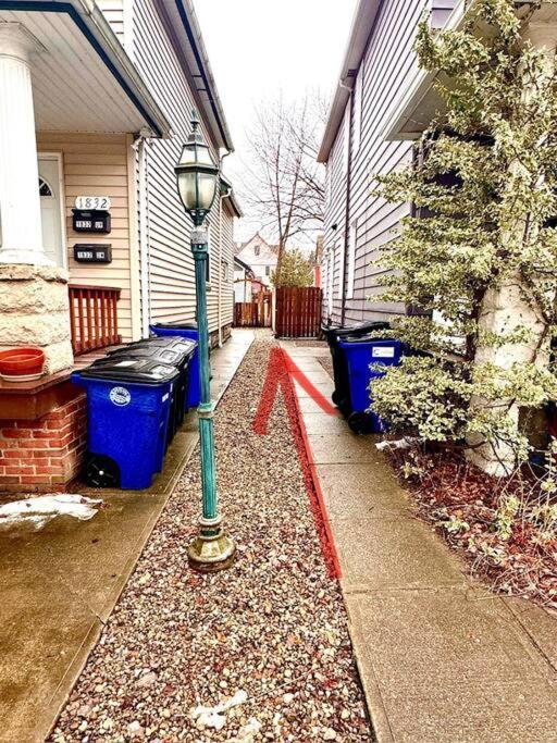 Little House On 47Th Daire Cleveland Dış mekan fotoğraf